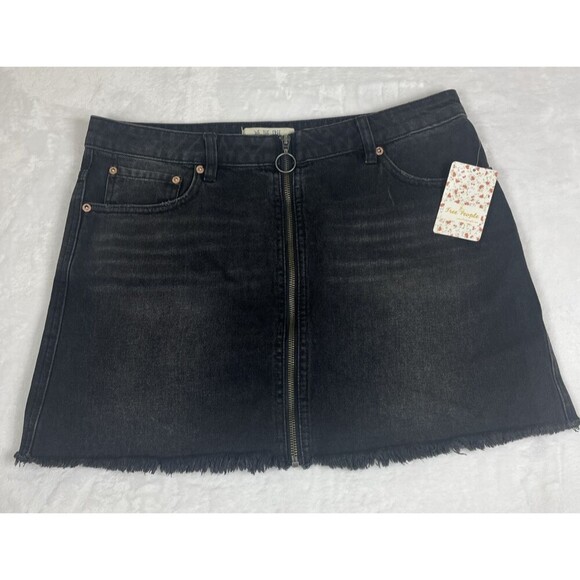 We The Free Dresses & Skirts - Free People We The Free Denim Skirt Full Zip Raw Hem Black Size 31 / 12 NWT